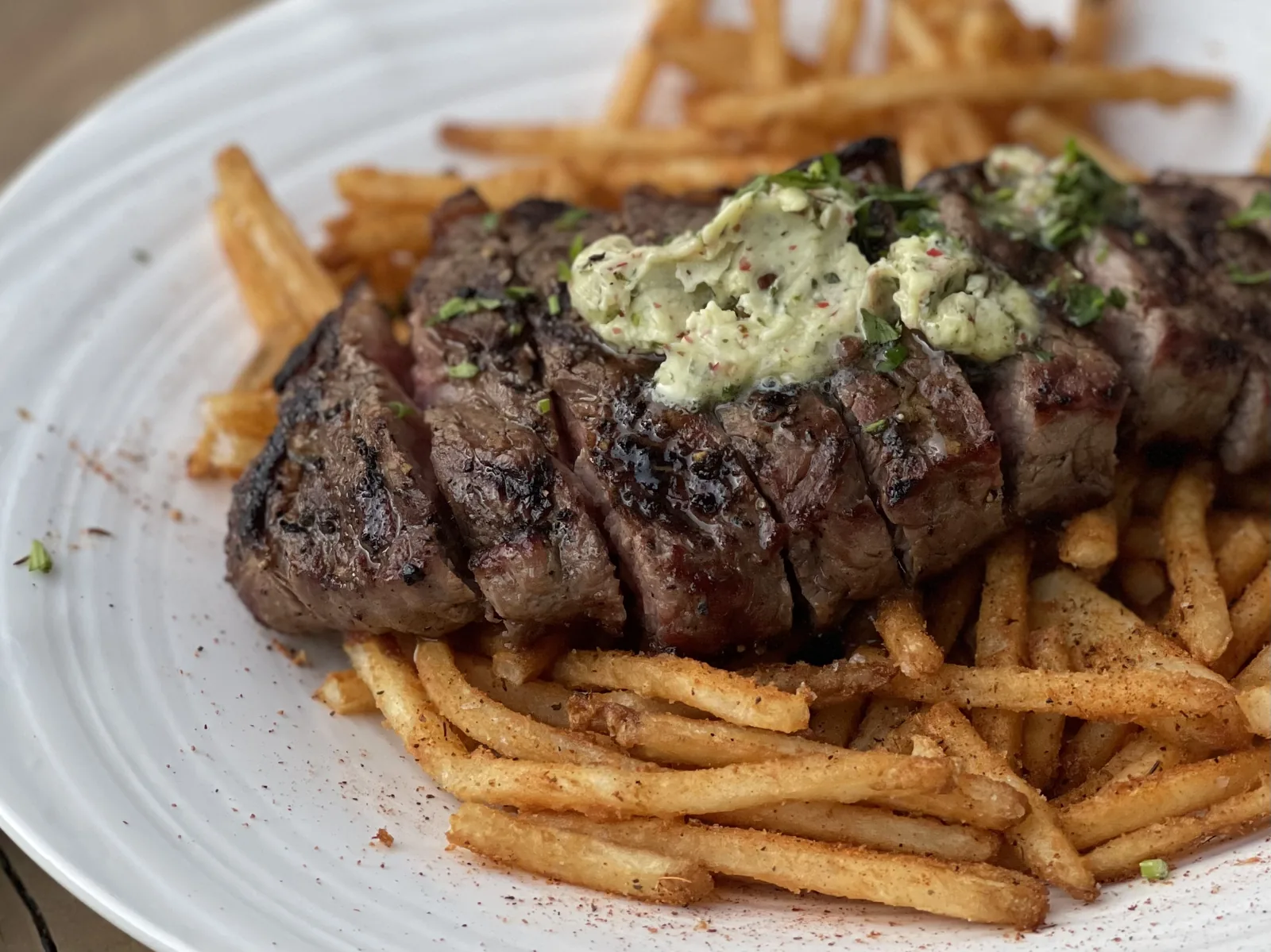 Steak frites (Paris)