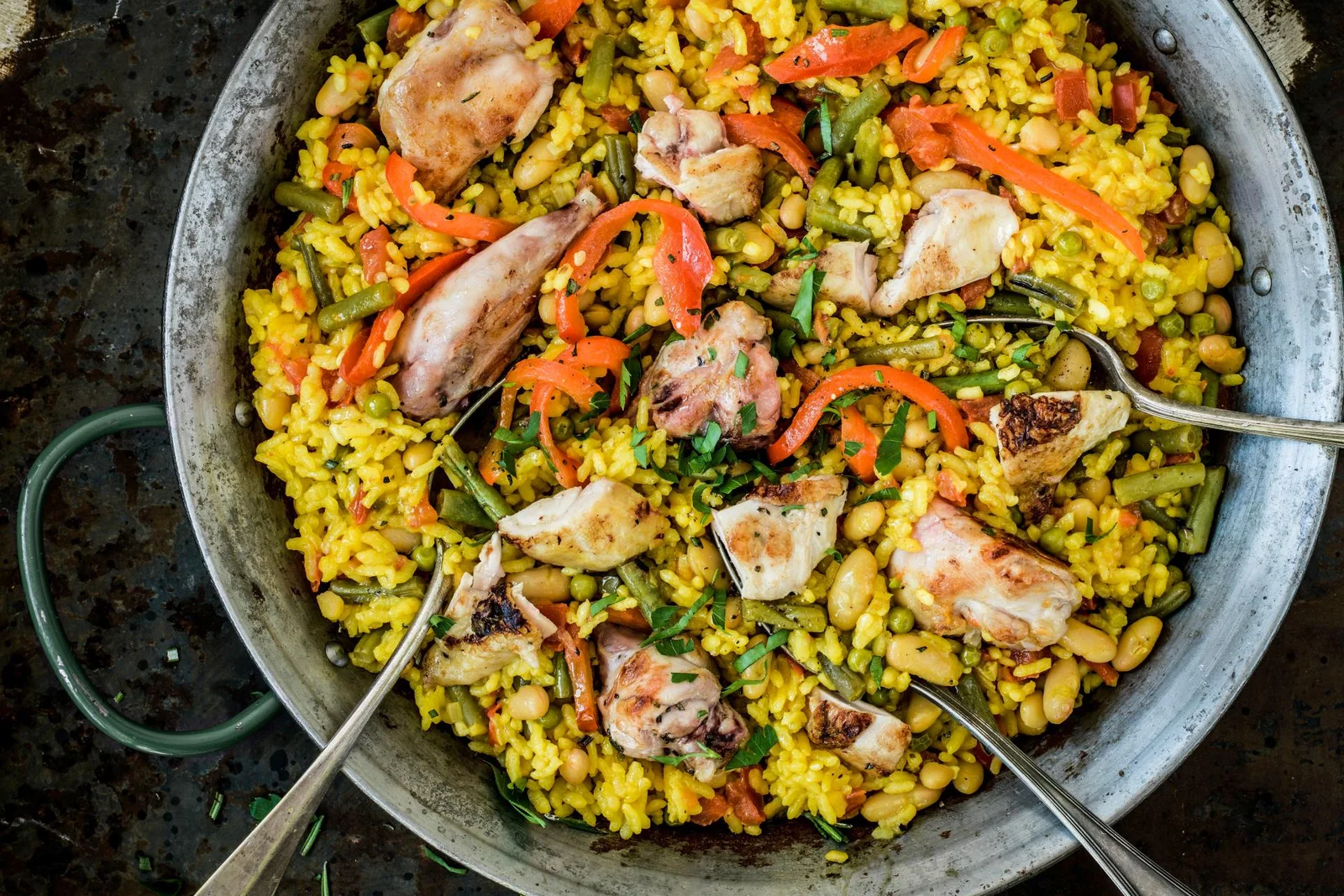 Paella valenciana (Valencia)